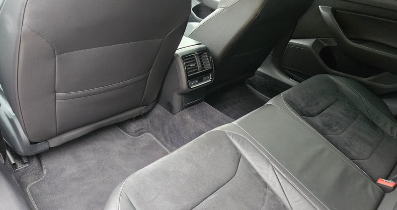 Volkswagen Arteon cena 128000 przebieg: 76400, rok produkcji 2018 z Bydgoszcz małe 254